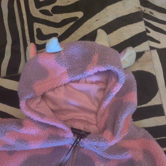 Dolls Kill X Squishmallow cow ear jacket size 1x New - Picture 4 of 5